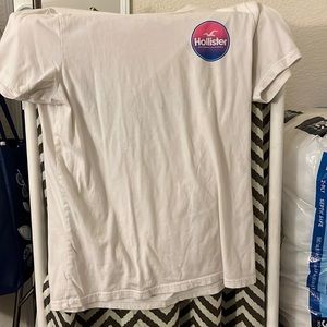 Hollister T-Shirt. In it for everyone collection